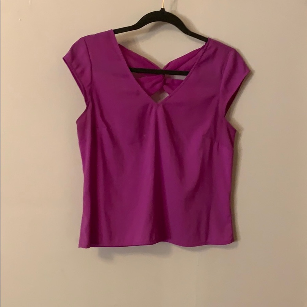 Stylish, summery purple top